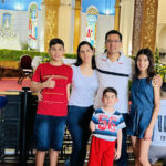 Landy Torres festeja su cumpleaños visitando a la Virgen de Caacupé