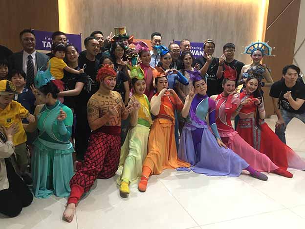 Espectáculo acrobático de danza y música “Isla Hermosa” se presentó en CDE por las festividades del Día Nacional de Taiwán