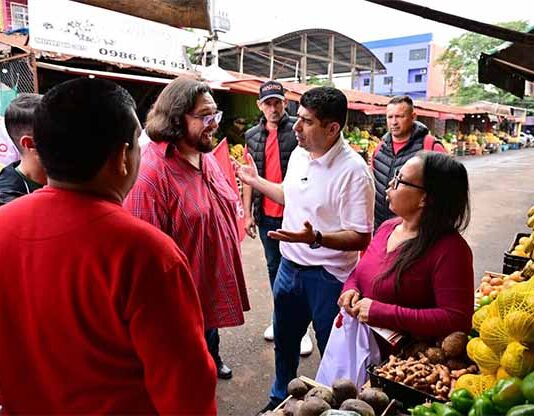 Magno Álvarez promete recuperar el Mercado de Abasto de Ciudad del Este