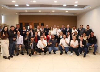 Landy Torres lidera reunión con candidatos de la Lista 1