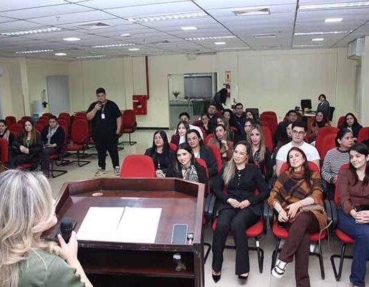 Fundación Tesãi promueve curso de capacitación en Atención al Usuario y Etiqueta Corporativa