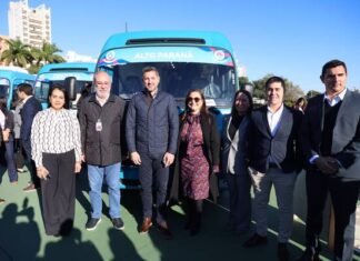 Gobierno del Paraguay entregó los primeros bibliobuses de Semillas del Futuro con apoyo de Itaipú