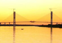 Intendente de Carmelo Peralta resalta impacto social y económico del Puente de la Bioceánica, financiado por Itaipú