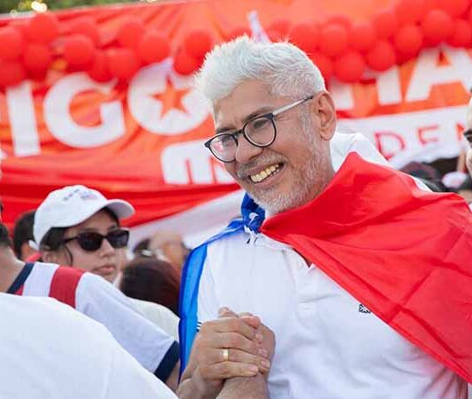 Rigo Chamorro plantea un cambio de gestión municipal centrado en servicios básicos para Ciudad del Este