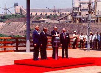 La Central Hidroeléctrica Itaipú fue inaugurada oficialmente hace 42 años