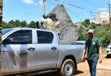 Itaipú inicia asistencia a familias del barrio San Rafael ante inminente crecida del río Paraná